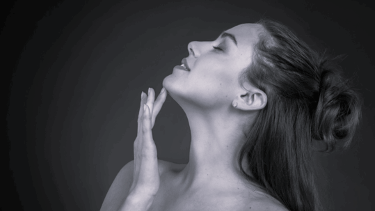 Can Thyroid Disorders Trigger Frequent Headaches?